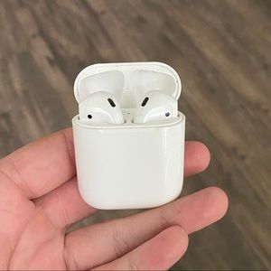 Apple first gen AirPods
